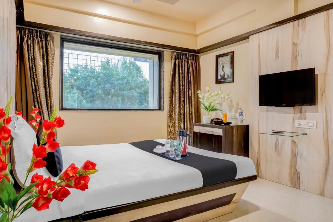 Townhouse Oak Regal Inn Near Sant Tukaram Nagar Metro Station Pimpri-Chinchwad Екстериор снимка