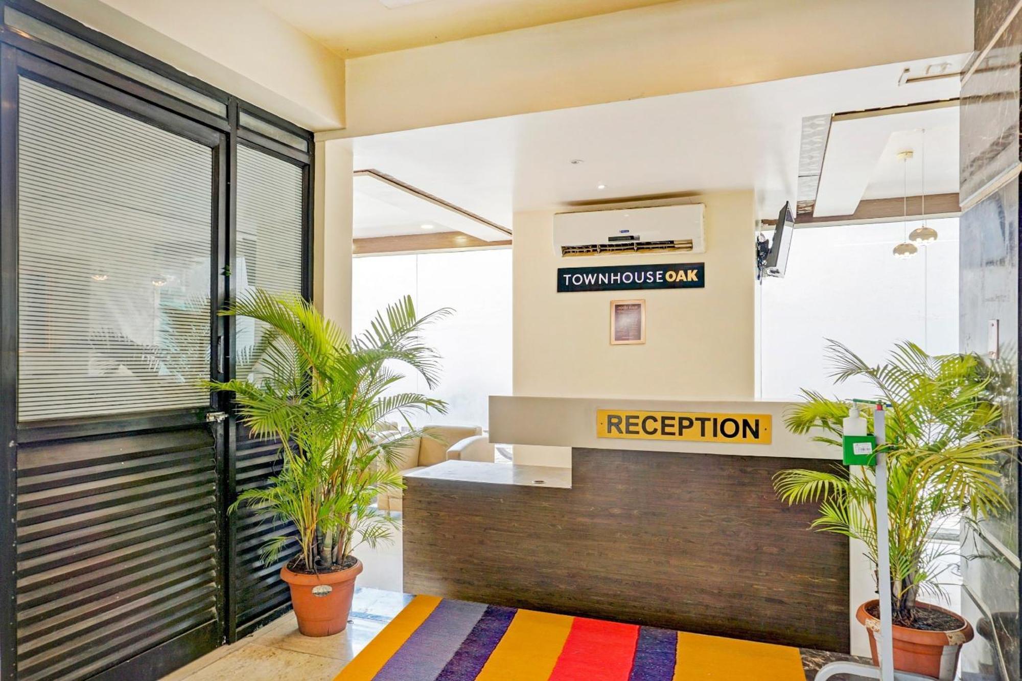 Townhouse Oak Regal Inn Near Sant Tukaram Nagar Metro Station Pimpri-Chinchwad Екстериор снимка